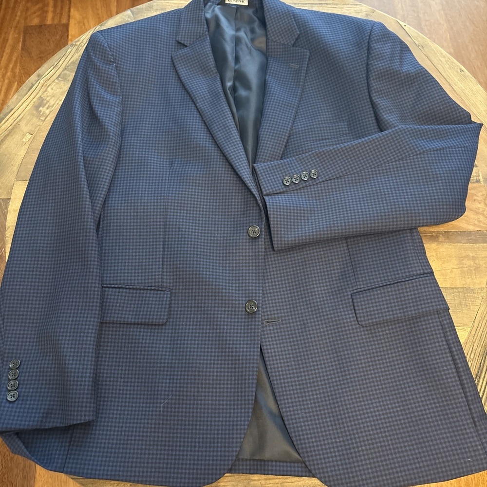 Jos A Bank Traditional Fit  Dark Blue Check Blazer Sport Coat Jacket 43R Wool